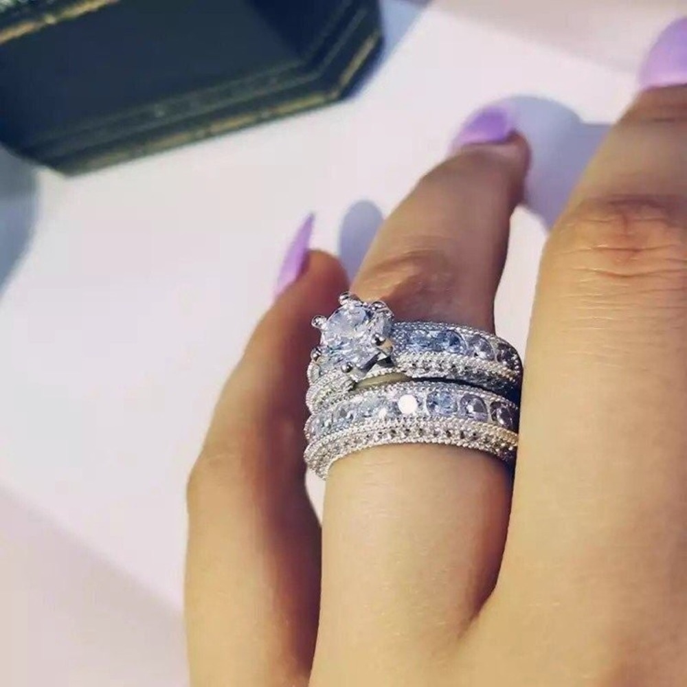 MONTY BRIDAL WEDDING ENGAGEMENT RINGS SIZE 9